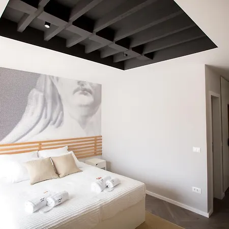 Bed & Breakfast Domus Romana Lux 4*